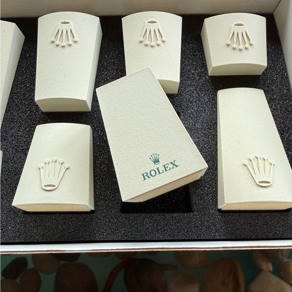 Rolex Cream Display Stands Set of eight with C-clips - Picture 2 of 9